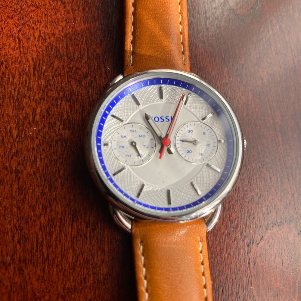 FOSSIL brown leather watch - Picture 2 of 5